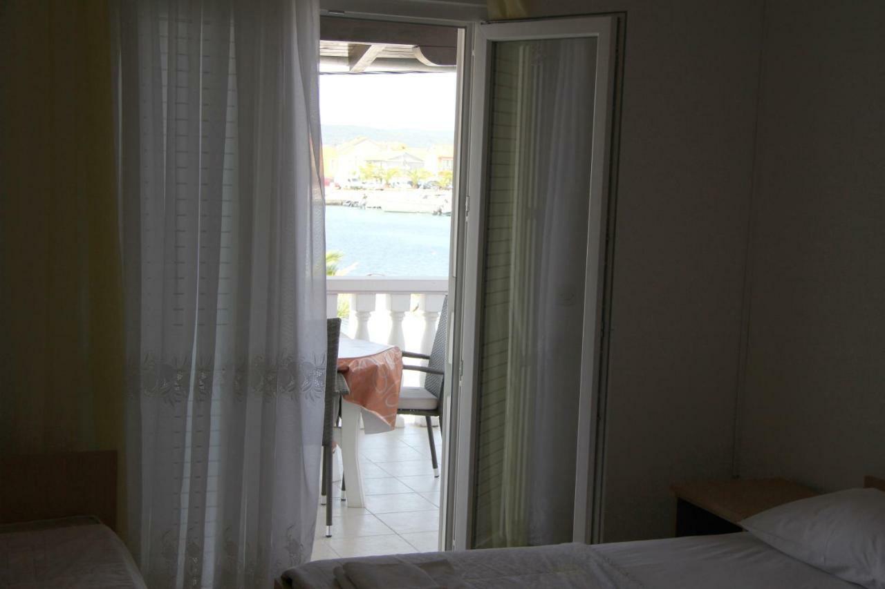 ביבינייה Apartmani Ana מראה חיצוני תמונה
