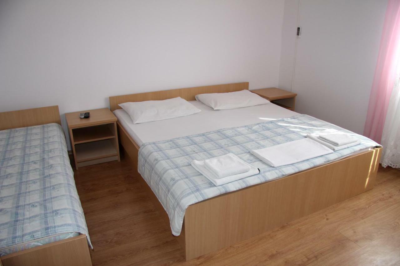 ביבינייה Apartmani Ana מראה חיצוני תמונה